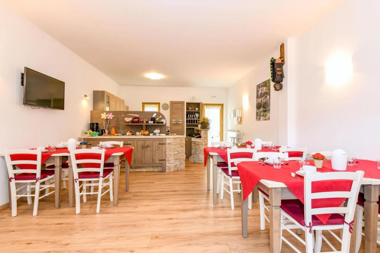 TremosineAgriturismo La Casina Di Nonno Bigi别墅 0*, Tremosine 意大利