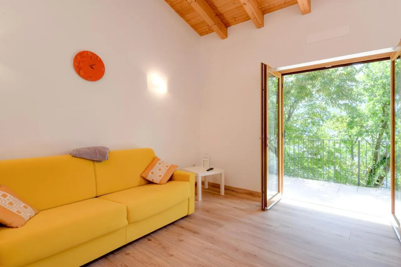 TremosineAgriturismo La Casina Di Nonno Bigi别墅 0*, Tremosine 意大利