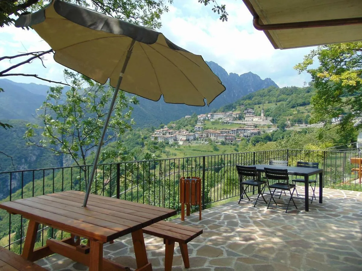 TremosineAgriturismo La Casina Di Nonno Bigi别墅 意大利
